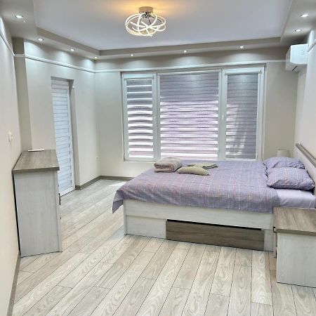 Apartament Deluxe Karina-Free Parking Burgas Exterior foto