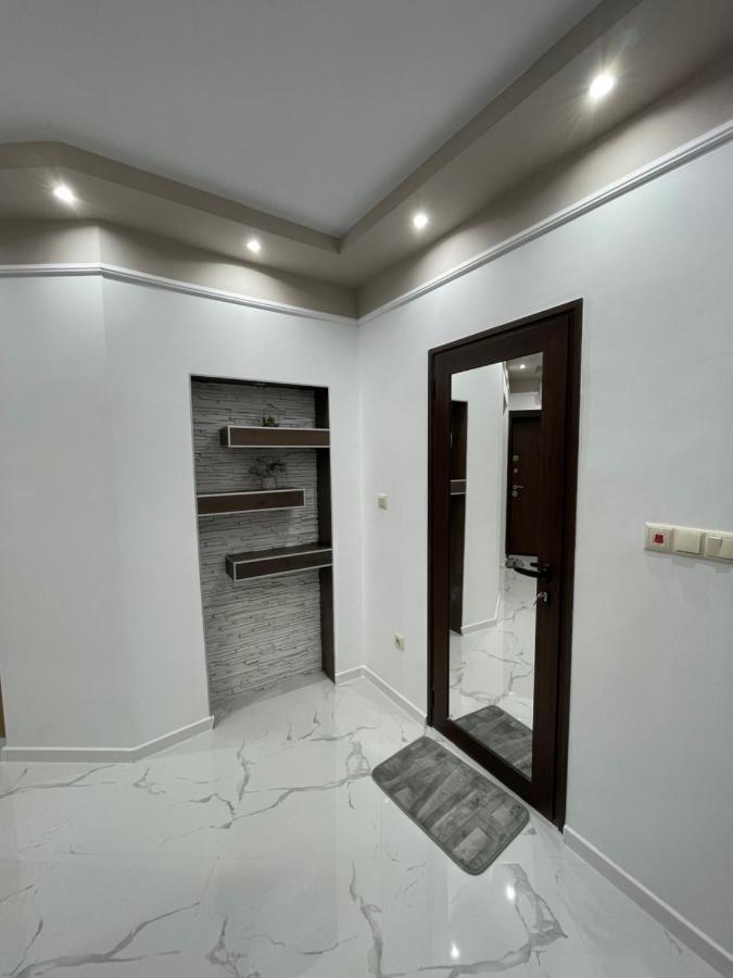 Apartament Deluxe Karina-Free Parking Burgas Exterior foto